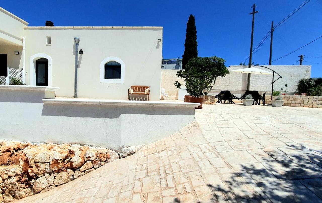 I Due Carrubi Villa Ostuni Exterior foto